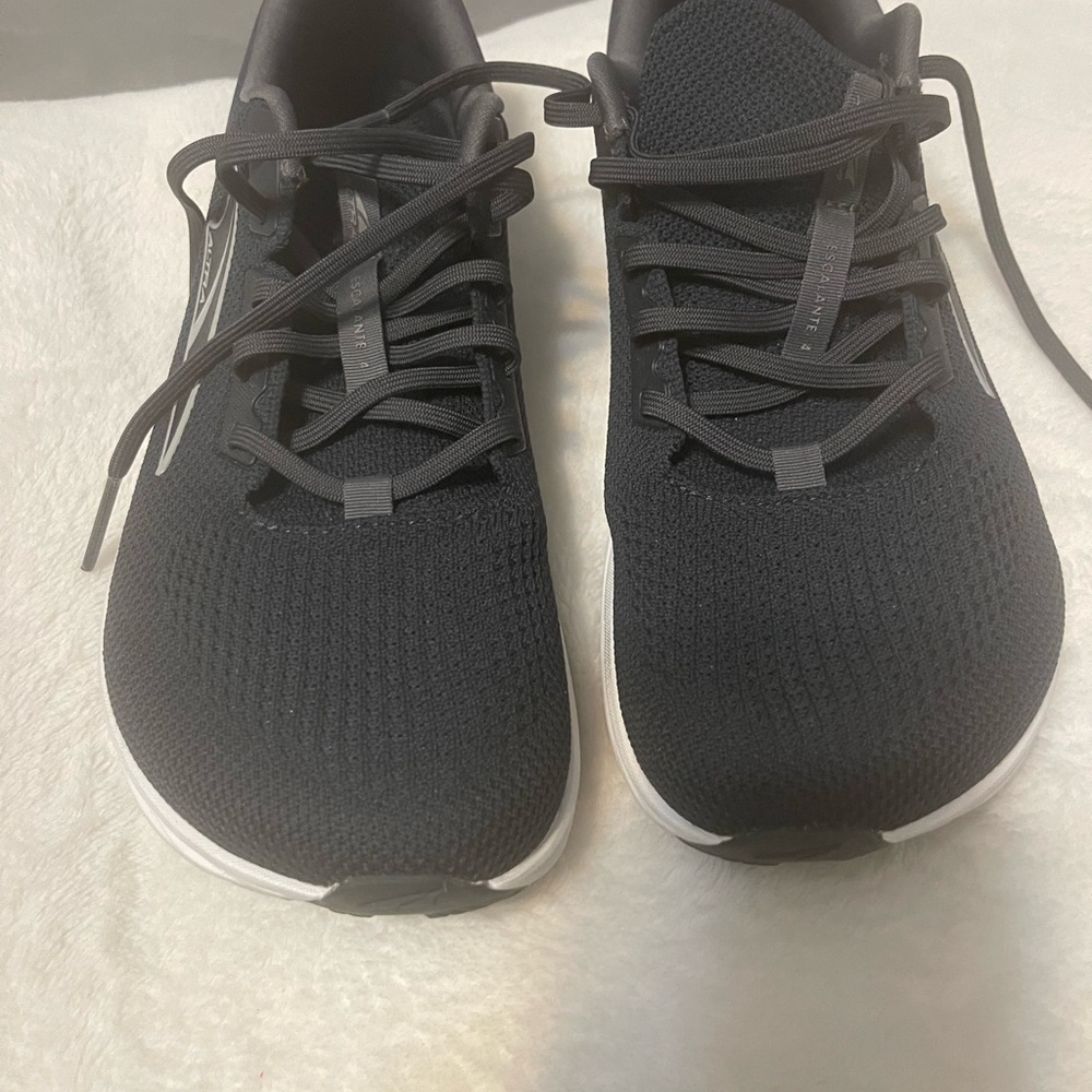 Altra Women’s Black Running Shoes - Picture 3 of 5